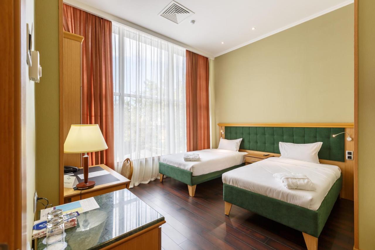 Shera Park Boutique Hotel Almaty Luaran gambar