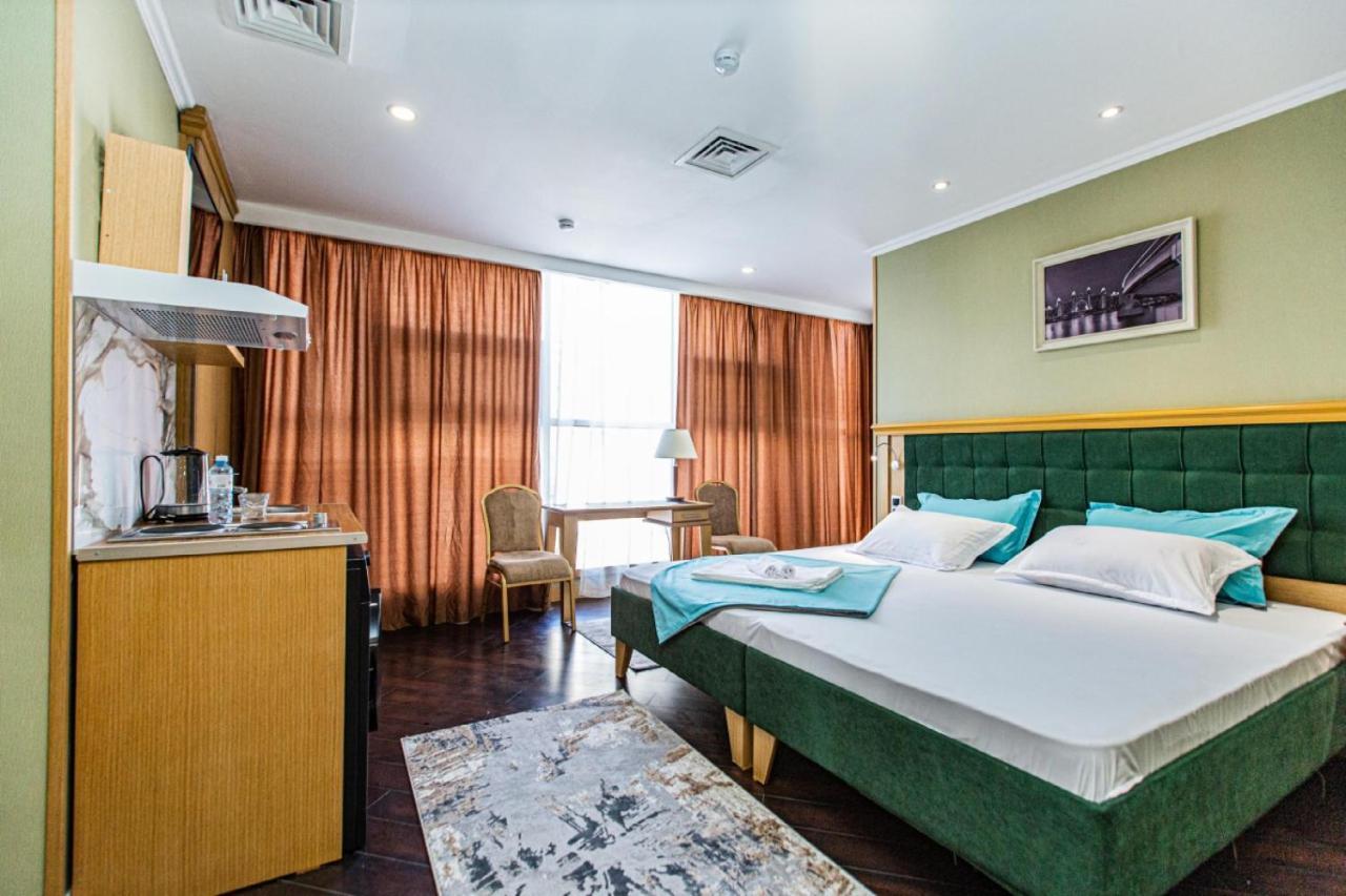 Shera Park Boutique Hotel Almaty Luaran gambar